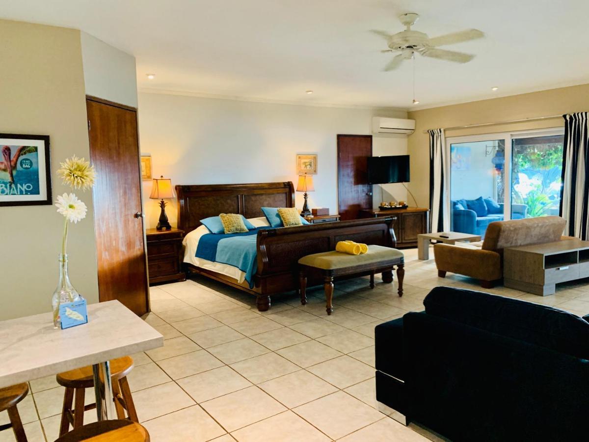 Aruba Sunset Beach Studios Palm Beach ภายนอก รูปภาพ