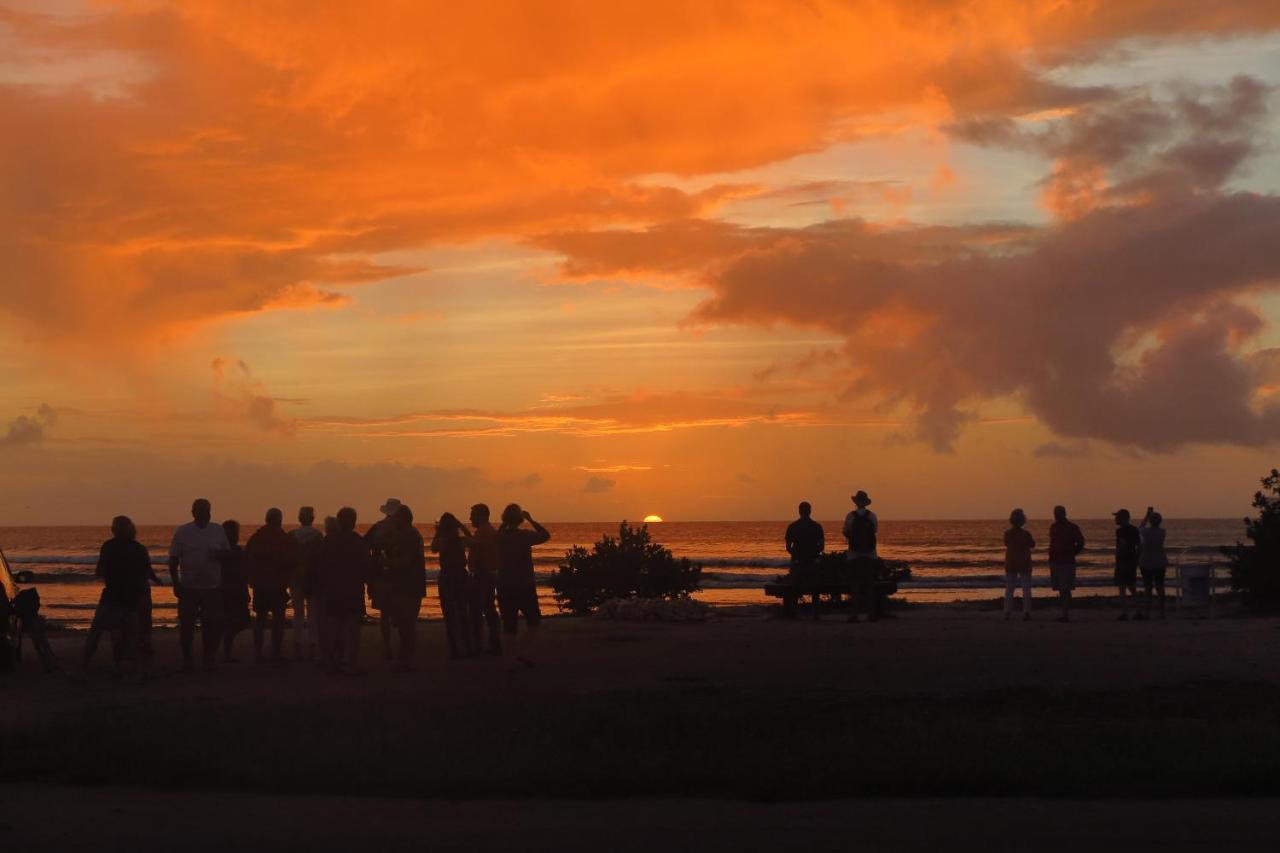 Aruba Sunset Beach Studios Palm Beach ภายนอก รูปภาพ