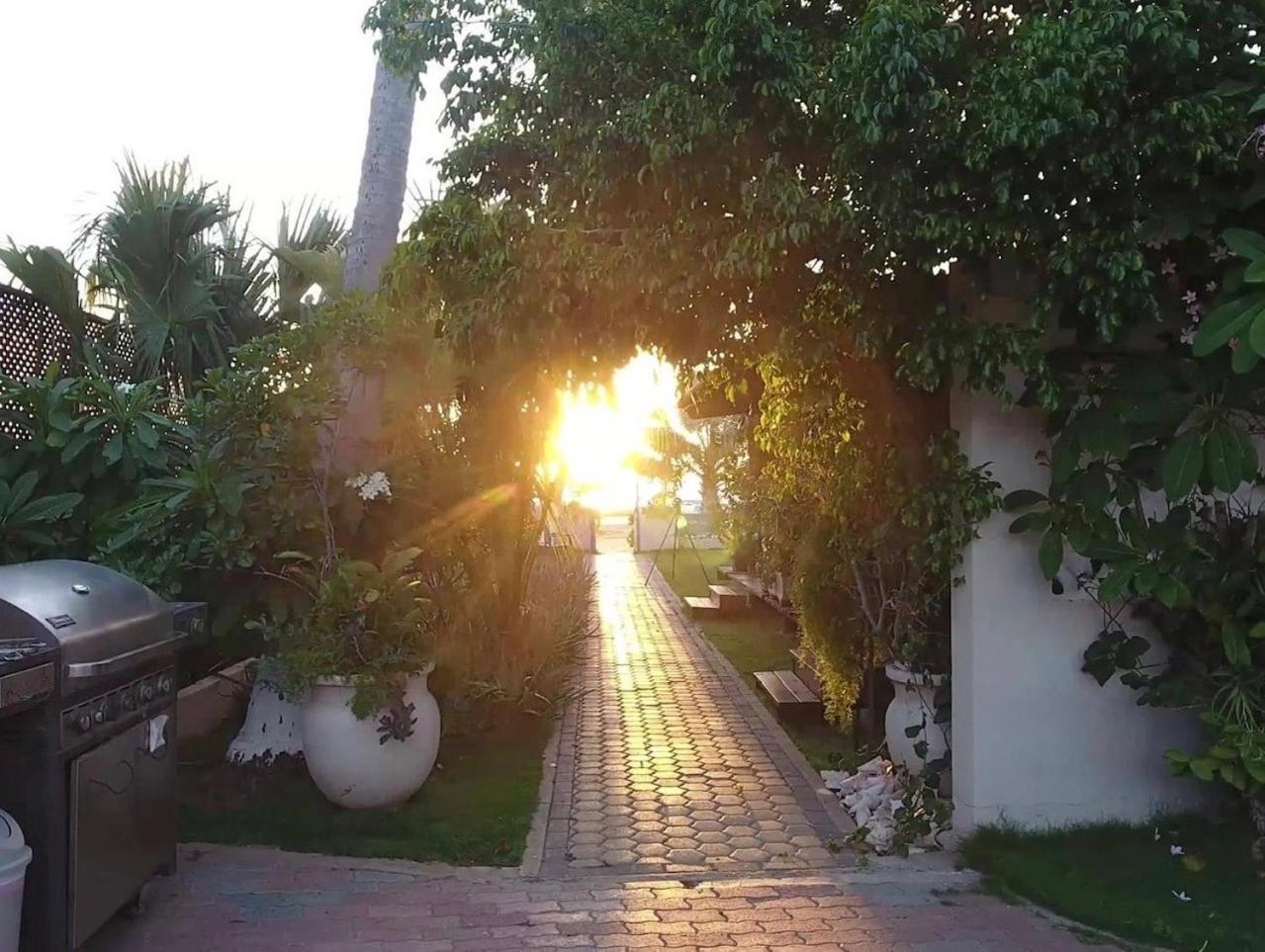 Aruba Sunset Beach Studios Palm Beach ภายนอก รูปภาพ